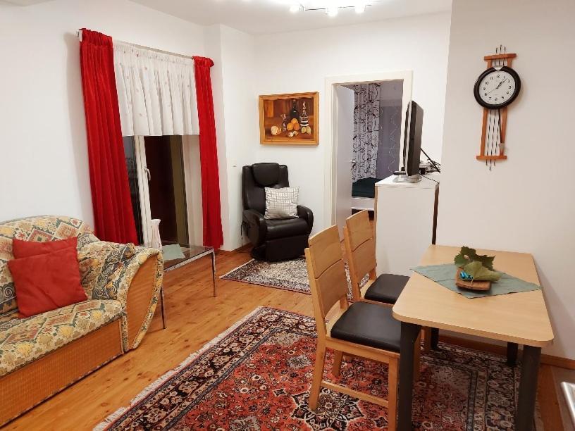 Schlossblick Apartment *